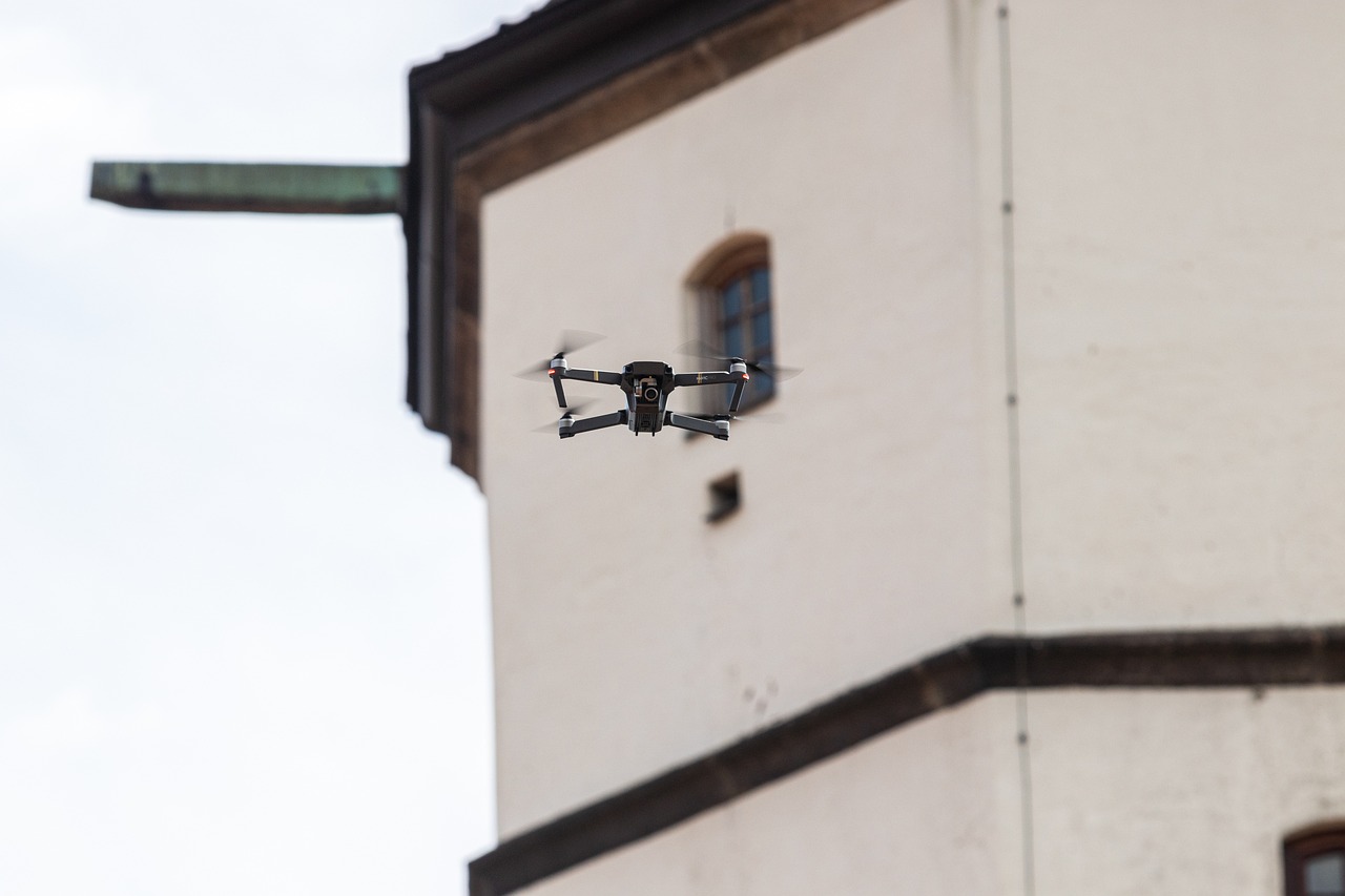 Padobran za dron DJI AP100 aktiviran na letelici Matrice 400