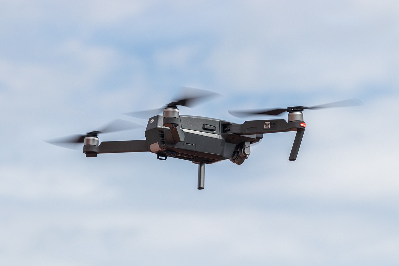 vojna doktrina i dronovi, FPV i izviđački dron na vojnoj vežbi
