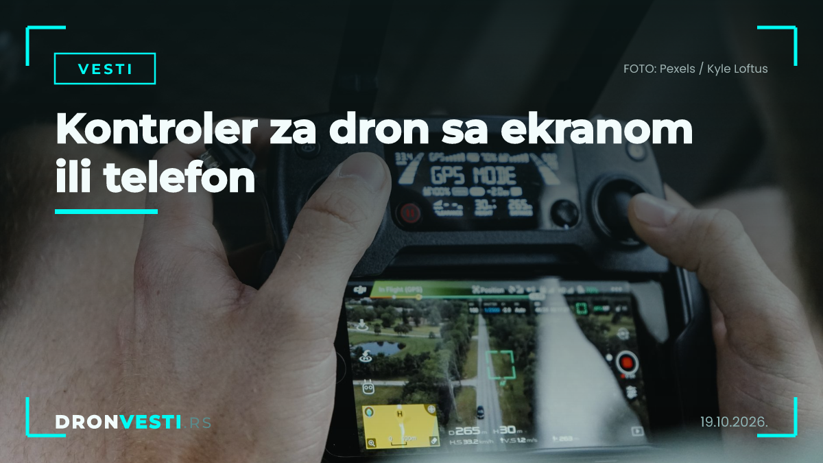 kontroler za dron sa ekranom i telefon na suncu