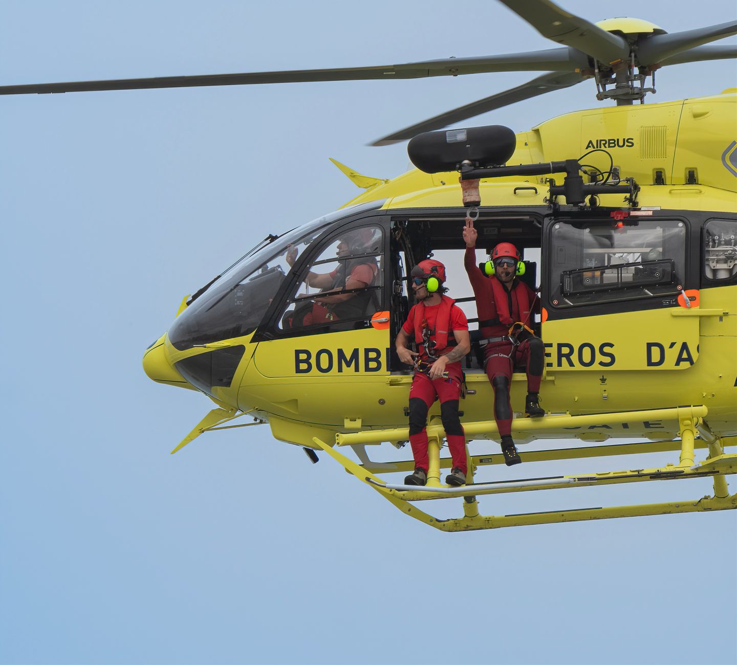 termalni dron u potrazi posle saobracajne nesrece nocu